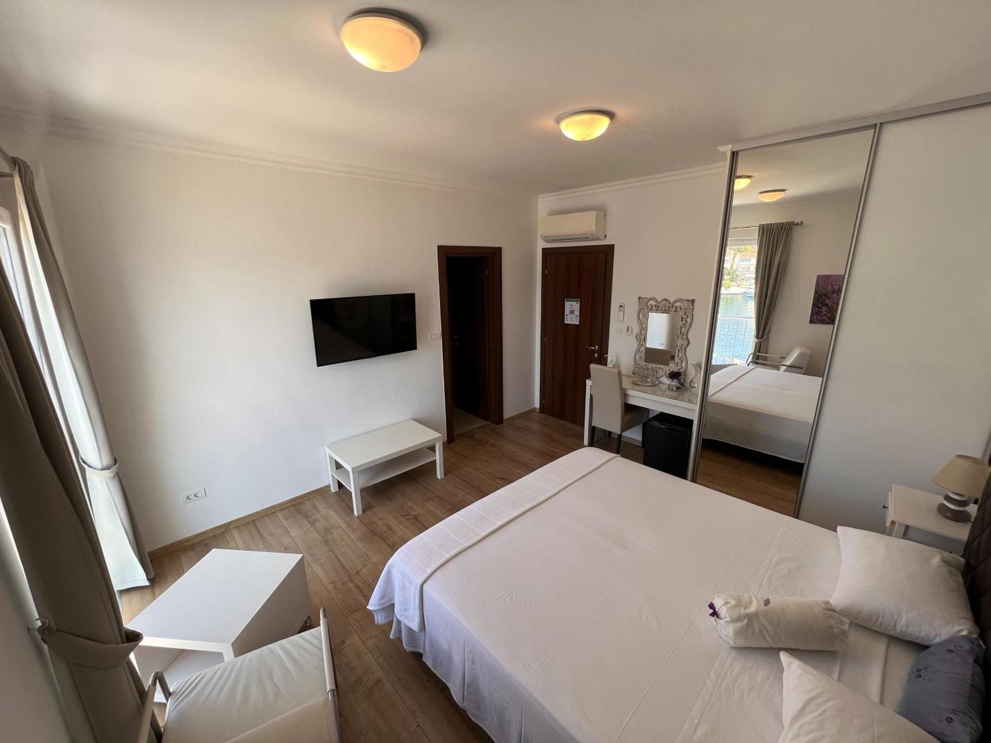 Stone House Buljanovic Apartment Sali Ngoại thất bức ảnh